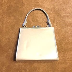 5/$25⭐️ Small Silver Handbag